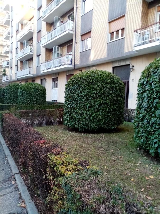 Bruno Turin Apartment Near The Metro Колленьо Экстерьер фото