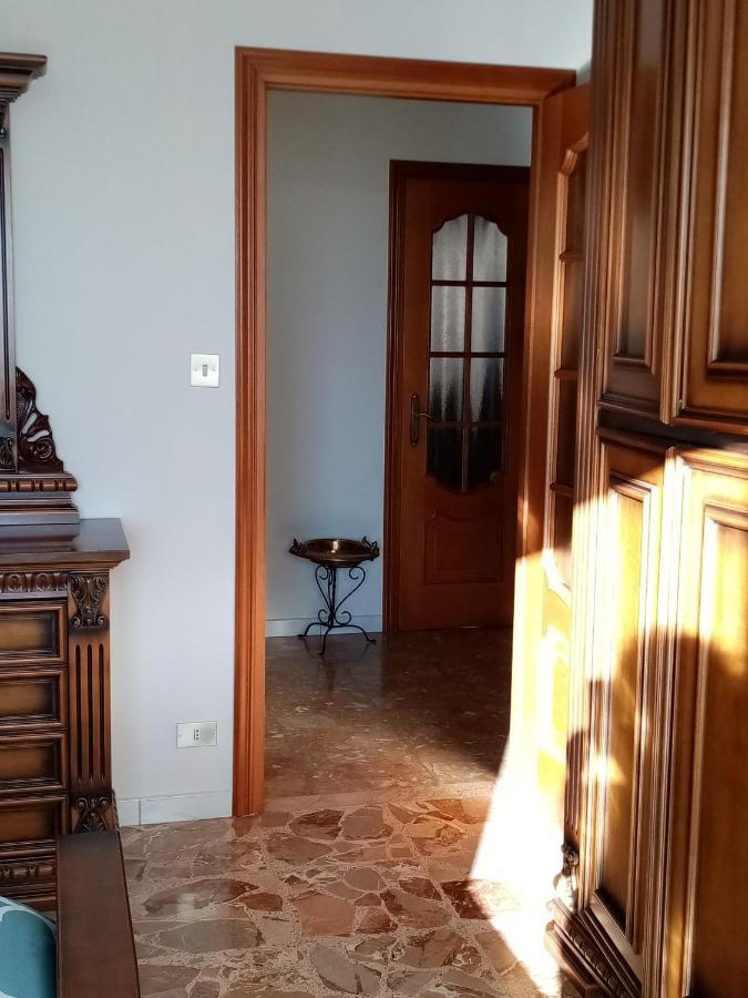 Bruno Turin Apartment Near The Metro Колленьо Экстерьер фото