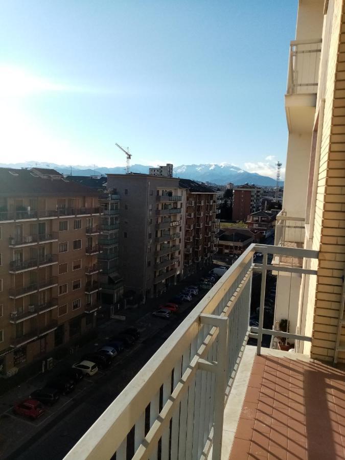 Bruno Turin Apartment Near The Metro Колленьо Экстерьер фото