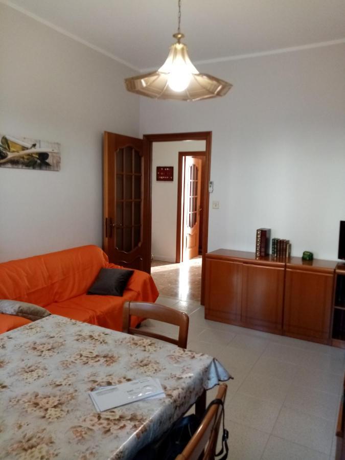 Bruno Turin Apartment Near The Metro Колленьо Экстерьер фото